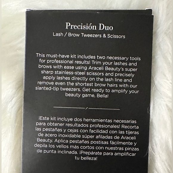 Araceli Beauty's Precision Eyebrow & Lash Kit - Picture 3 of 3